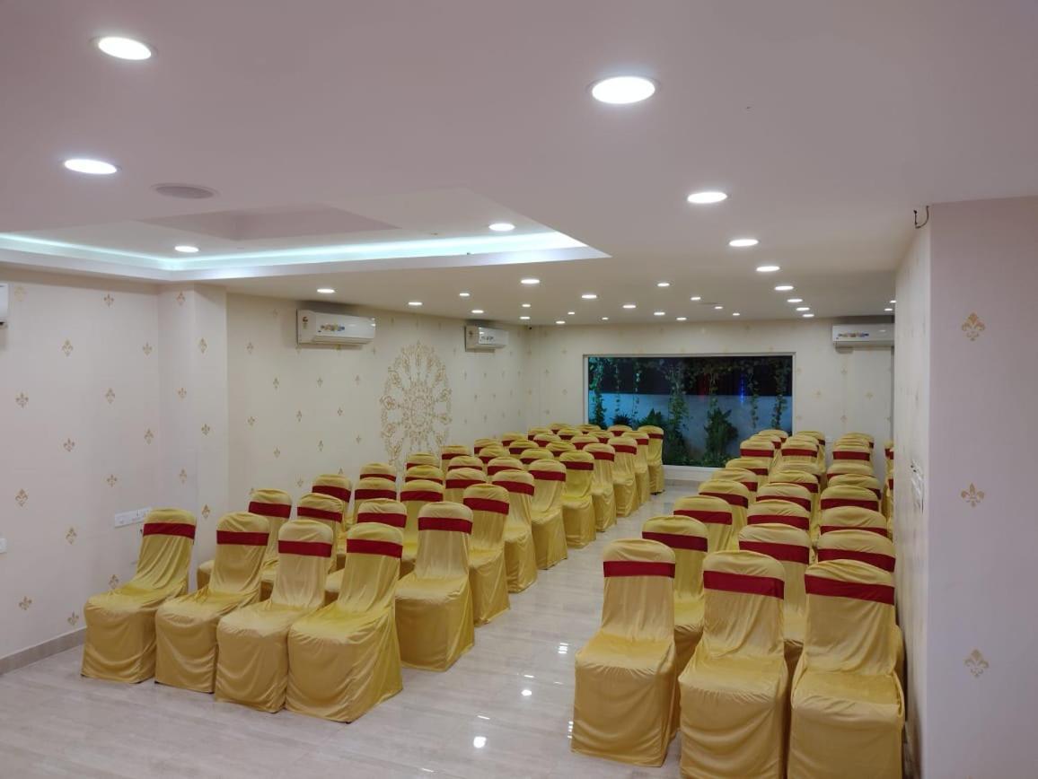 Отель Atlanta Park Chennai Tambaram Экстерьер фото